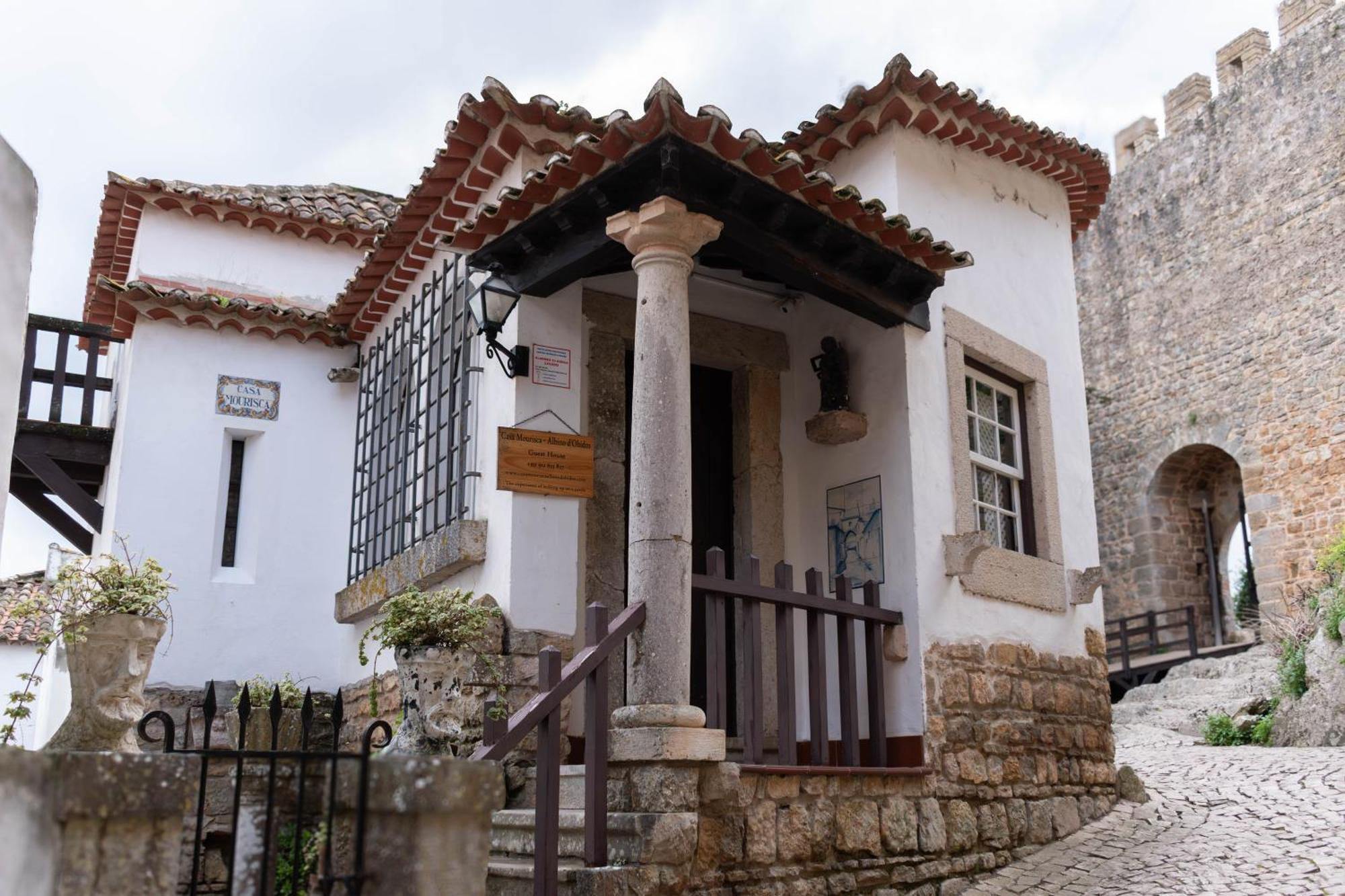 Casa Mourisca - Albino D'obidos *